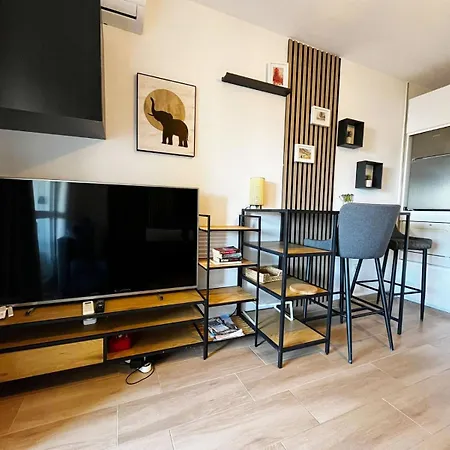 Daire Sunshine Costa,fully Equiped 1 Bed Benalmádena
